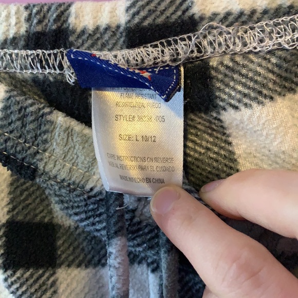 Bees & Jam Boys Size 10/12 Plaid fuzzy sweatpants - Picture 4 of 5